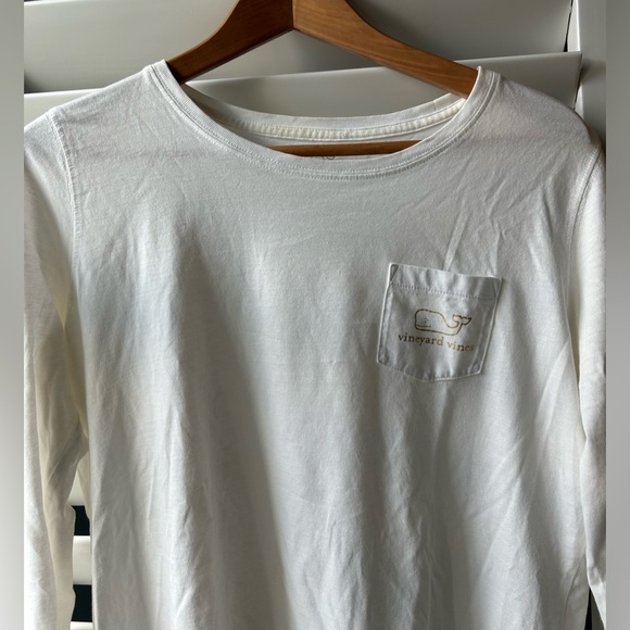 Vineyard Vines White Long-Sleeve T-Shirt with Pocket - Picture 4 of 5